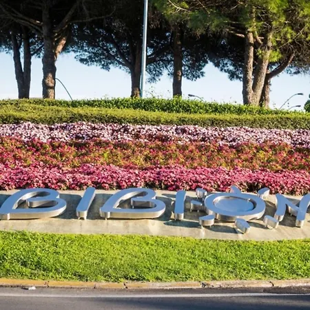 Vila Comfy In Location Bibione